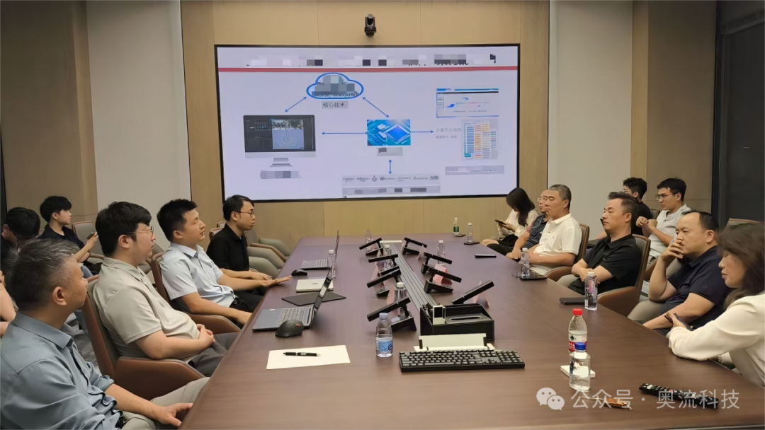 盐田区委常委、中国科技开发院有限公司领导莅临奥流科技指导工作